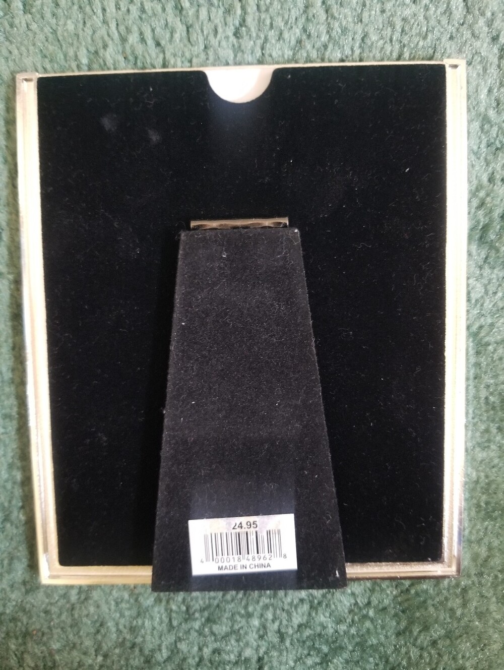 Mirage Las Vegas 2 1/2 X 3 1/2 Gold Photo Frame - Picture 5 of 5